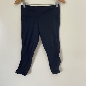 Lululemon black cropped ruched leggings 6
